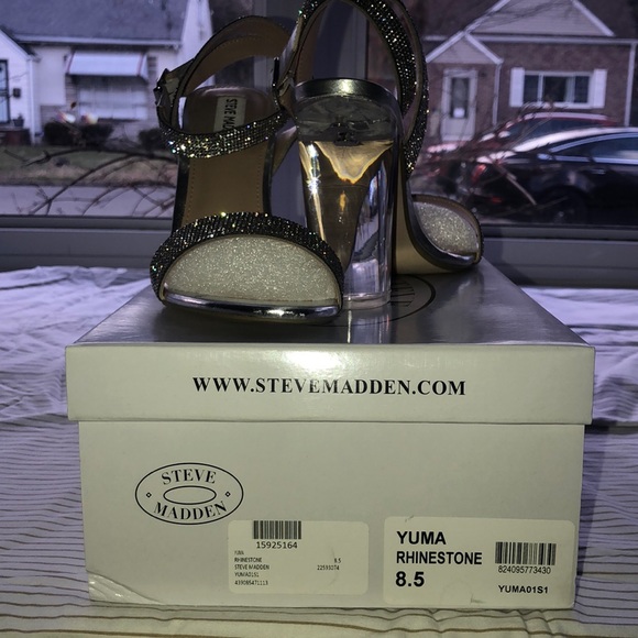 Cinderella’s Glass Slipper - Picture 2 of 4